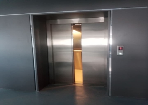 LAC . CENTRE D AFFAIRES - image 2