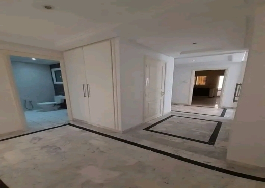 A louer bel appart dans une résidence de R+2